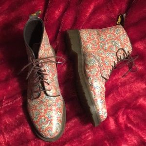 DR. MARTENS DOCS Paisley Cherry/Blue JEFFERY 9